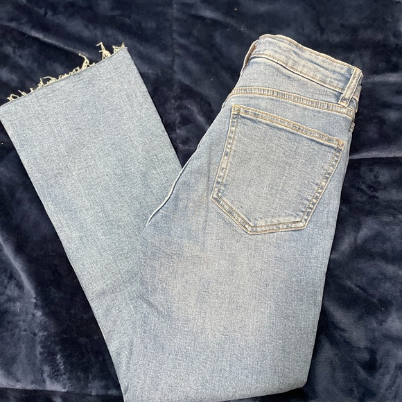 *ZARA* Mid-rise crop flare jeans in blue size US4 - Picture 7 of 8